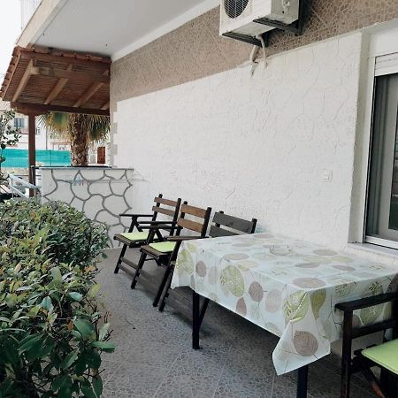 Konstantinos-Elli Rooms Nea Vrasna Ngoại thất bức ảnh