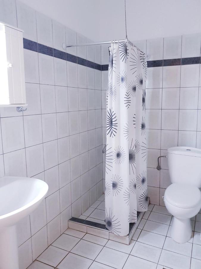 Konstantinos-Elli Rooms Nea Vrasna Ngoại thất bức ảnh
